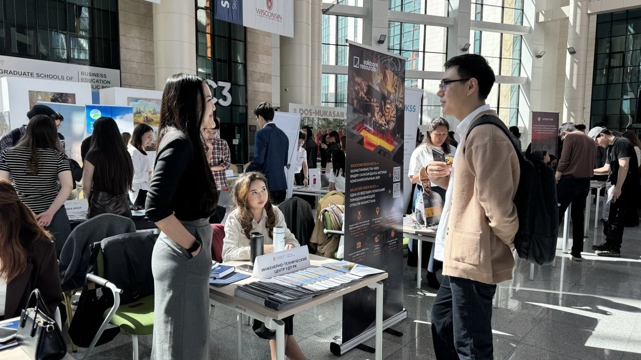 ИТО Nazarbayev University-де өткен бос жұмыс орындары жәрмеңкесіне қатысты 