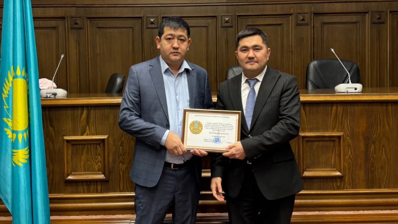 ИТО-да цифрландыру саласы қызметкерлері күніне орай  қызметкерлер марапатталды 