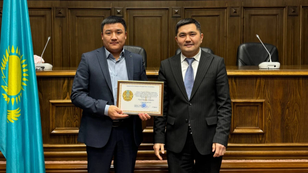 ИТО-да цифрландыру саласы қызметкерлері күніне орай  қызметкерлер марапатталды 